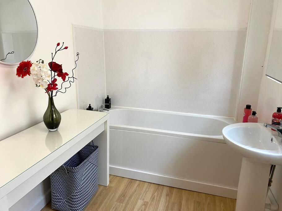 Eden Stay 5 Bedroom House Morecambe Exterior photo
